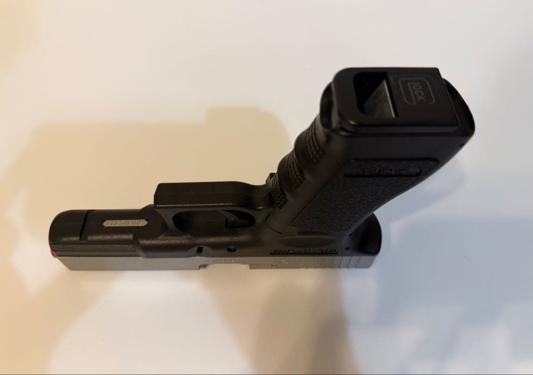 東京マルイ　グロック18C 電動ガン　18歳以上