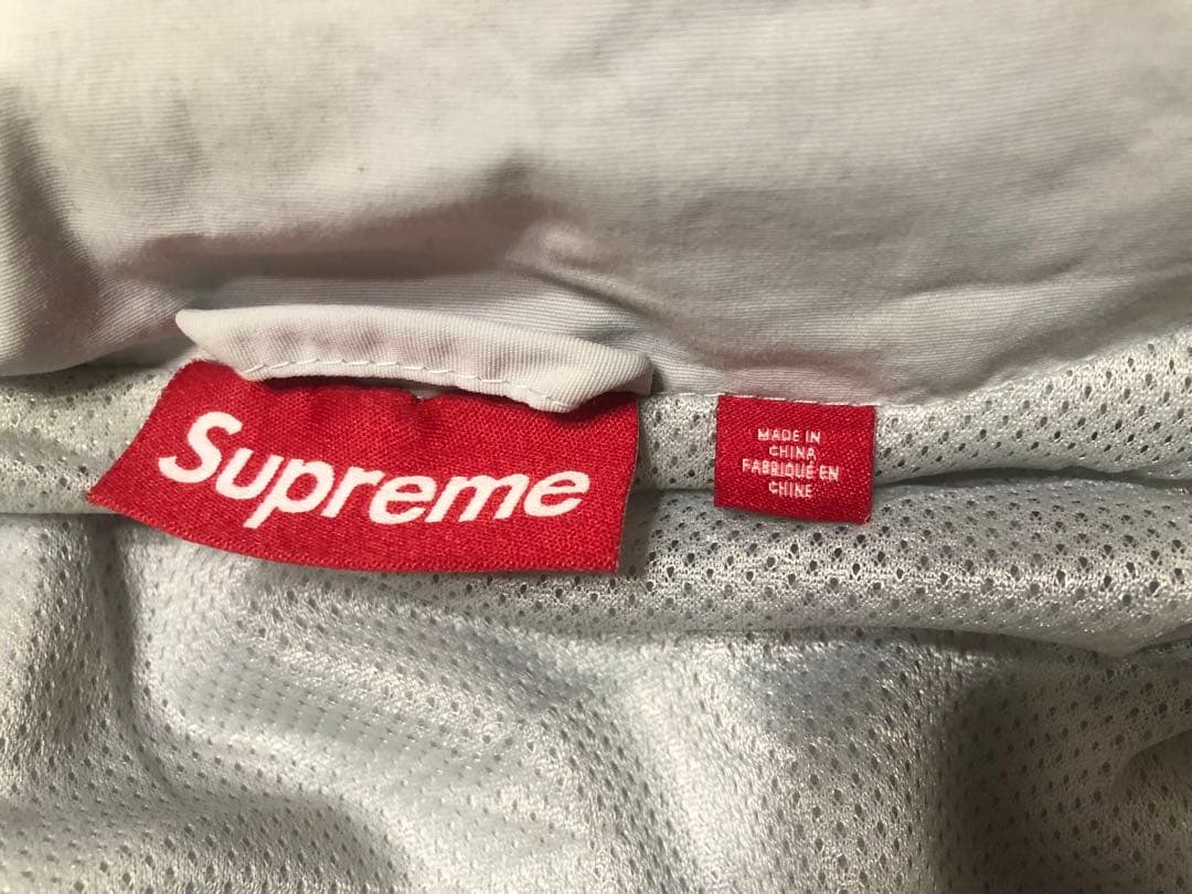 ジャケット・アウター SUPREME Spellout Embroidered TrackJacket