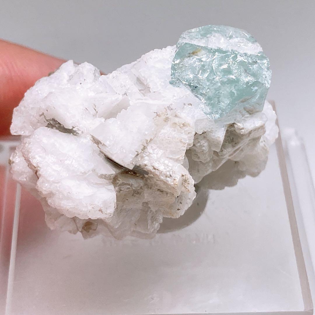 アクアマリン　原石　鉱物標本　214