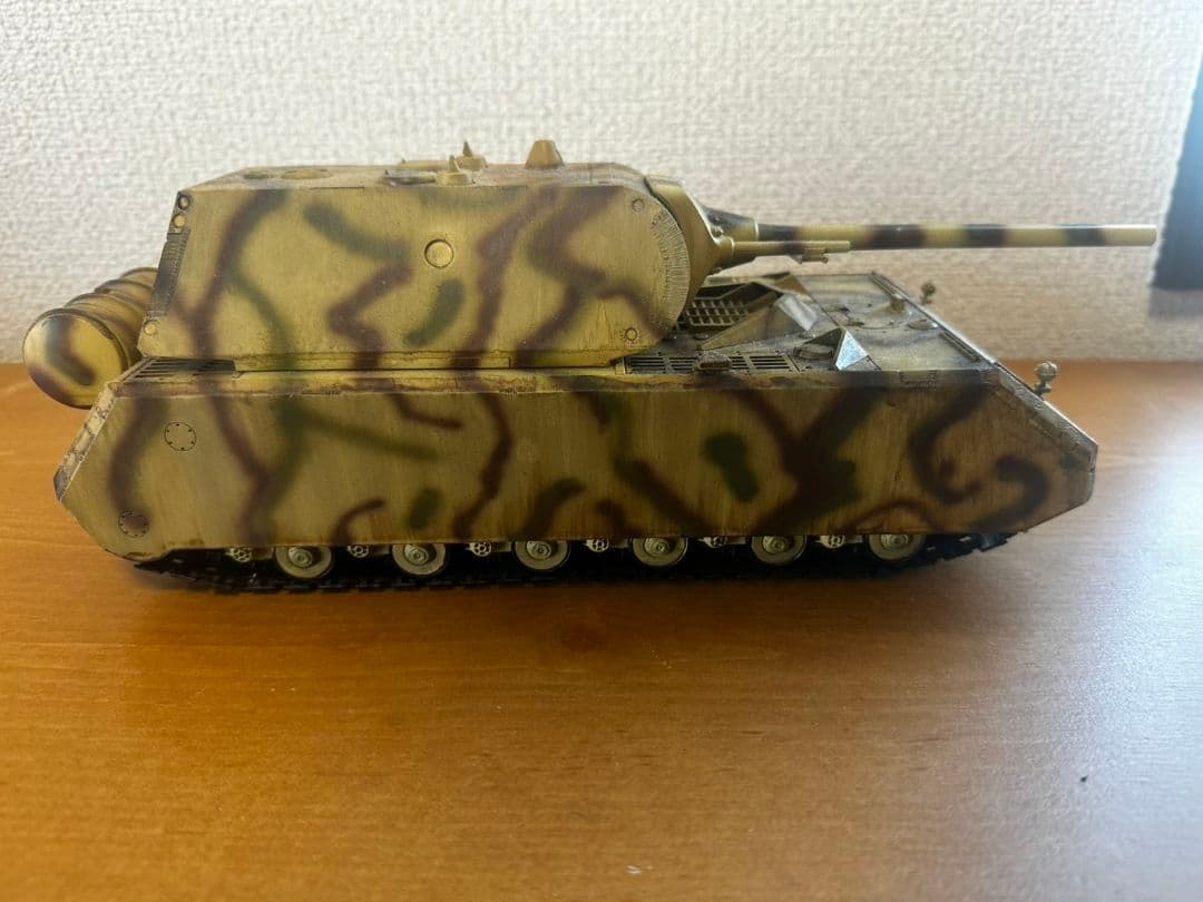～完成品～1/35 ドイツ軍 超重戦車 マウス クビンカ戦車博物館保存車風～