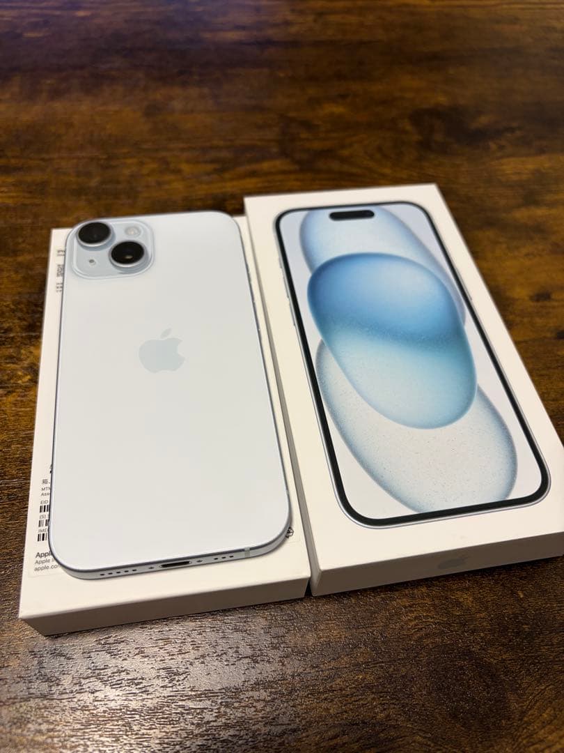 iPhone15 128GB SIMフリー　美品