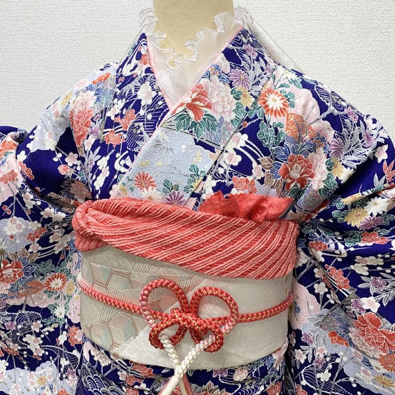 412z18☆振袖 小紋柄 金銀彩 地紋 型染め 古典柄☆美品 成人式 結婚式