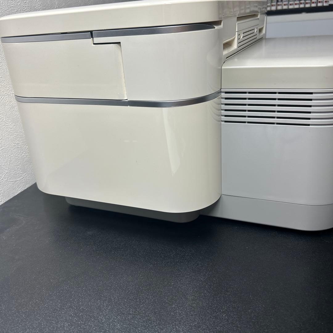 サキナ スチーム美顔器 ホワイト コンパクト