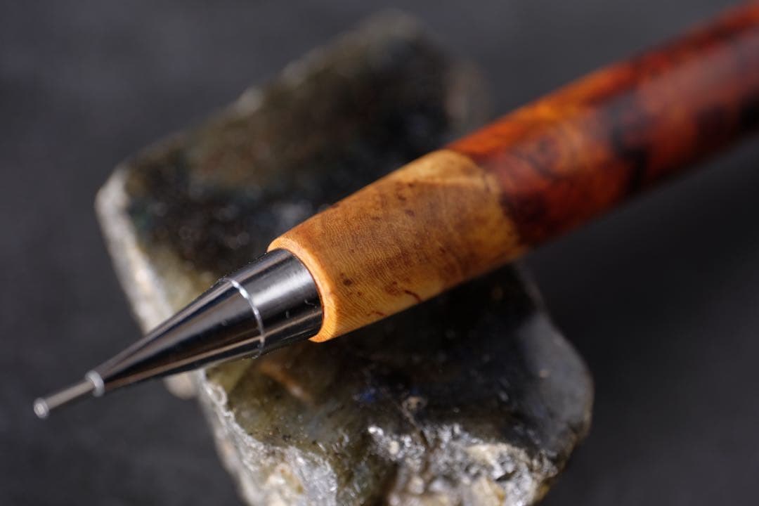 PG5木軸カスタム0202　高村杢工房 製図用シャープペンシル　花梨瘤紅白