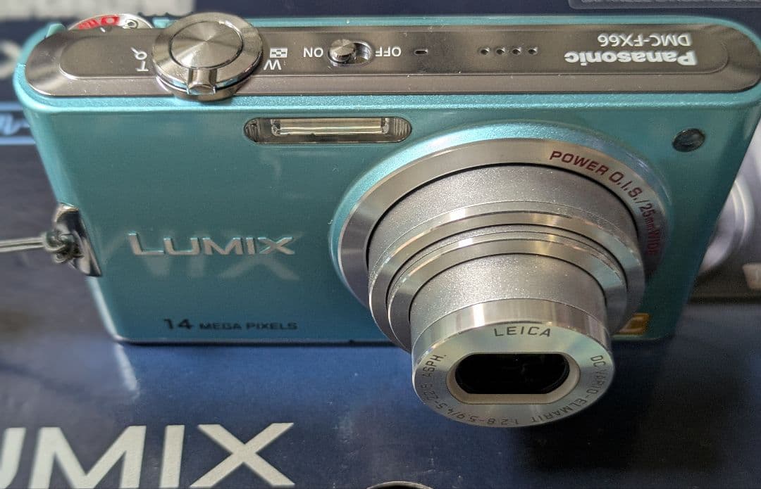 付属品完備 美品 Panasonic LUMIX DMC-FX66 ブルー