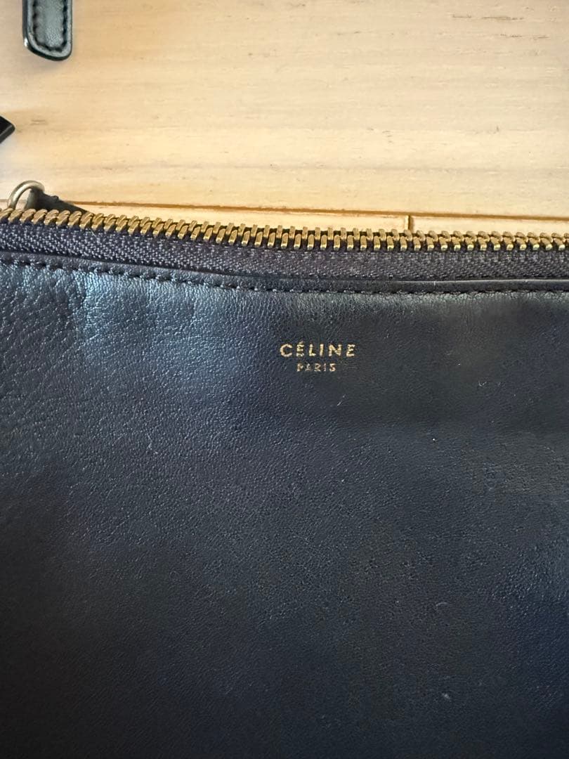 CÉLINE トリオ 黒 レザー ショルダーバッグ　ラージ