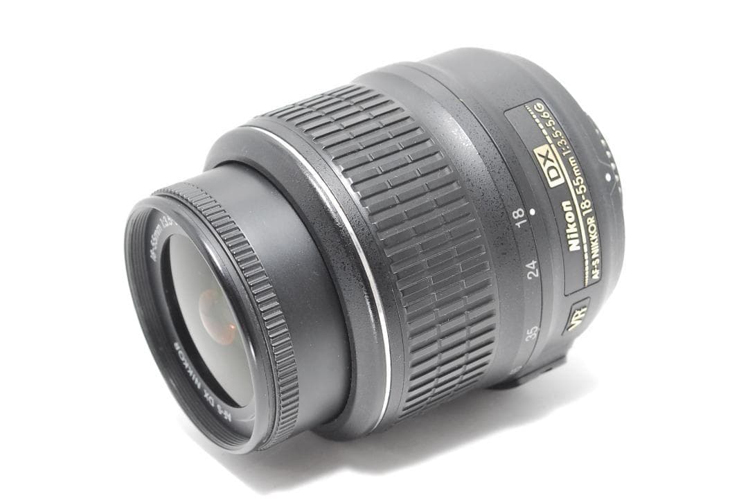 【美品】Nikon D5500　Wi-Fi搭載　すぐスマホ転送　タッチパネル撮影