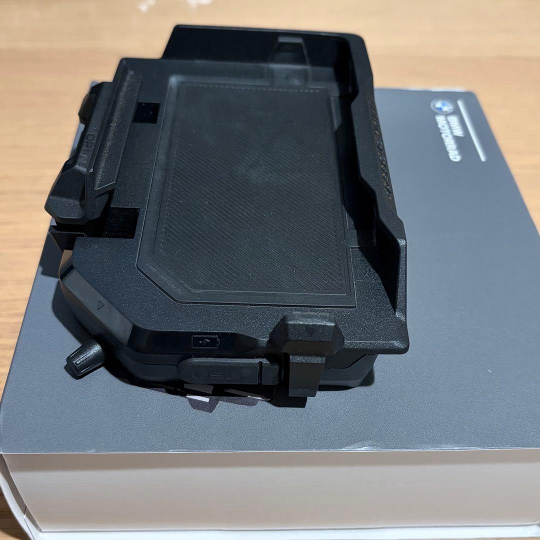 BMW Motorrad コネクテッドライドクレードル