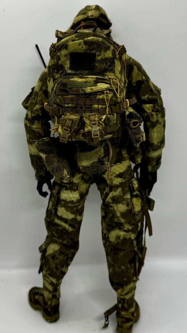 【箱無し/美品】アメリカ軍 先進戦術隠蔽システムオペレータ 1/6フィギュア