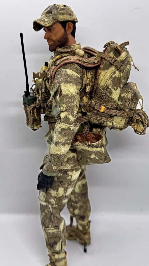 【箱無し/美品】アメリカ軍 先進戦術隠蔽システムオペレータ 1/6フィギュア