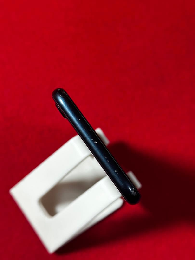 【0960】iPhone SE3第3世代ミッドナイト 64GB simフリー