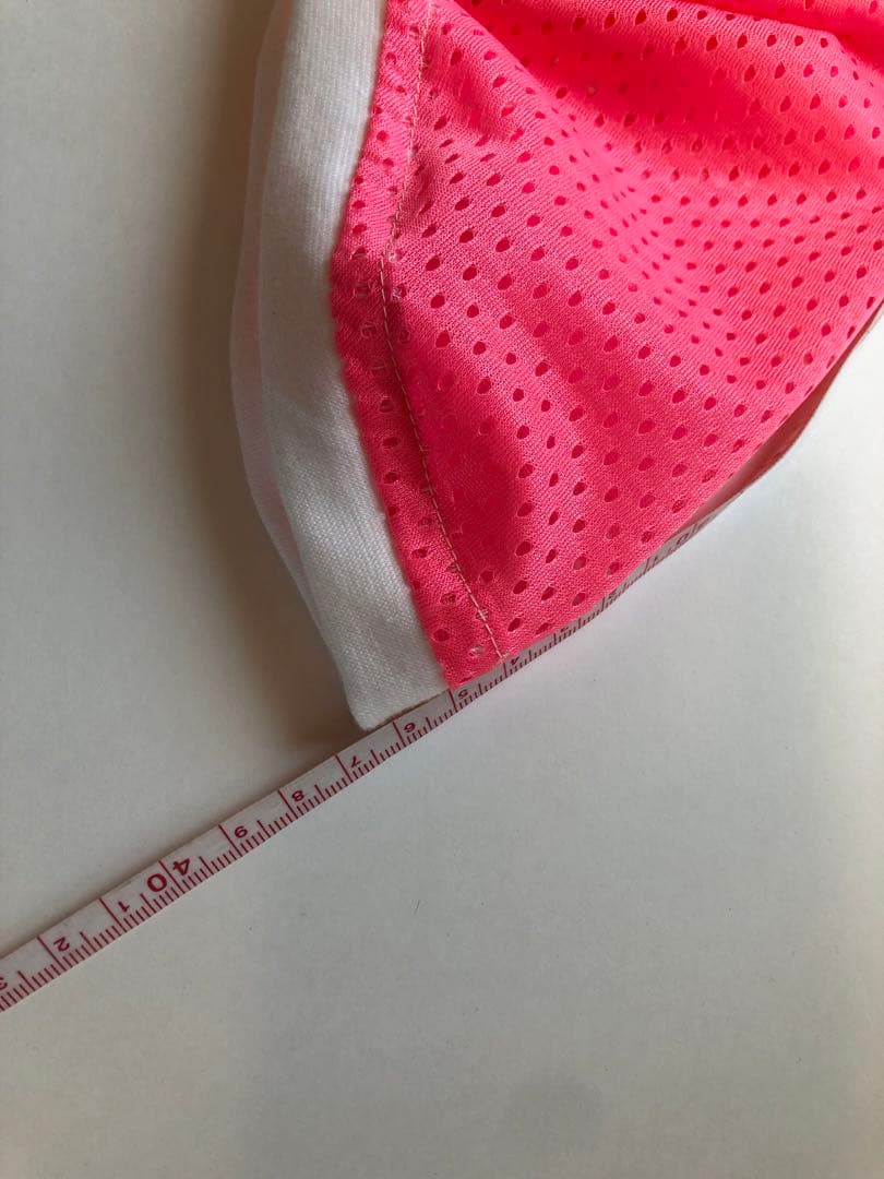 蛍光ピンクメッシュのタンクトップ　小さめSサイズ　イタグレ服　犬服