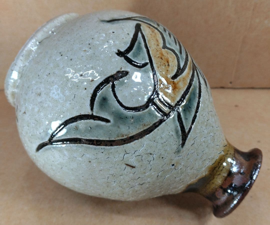 【本物保証】金城次郎 壷屋焼徳利 共箱 栞 人間国宝 壺屋焼 魚文徳利 美品