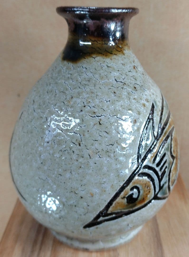 【本物保証】金城次郎 壷屋焼徳利 共箱 栞 人間国宝 壺屋焼 魚文徳利 美品