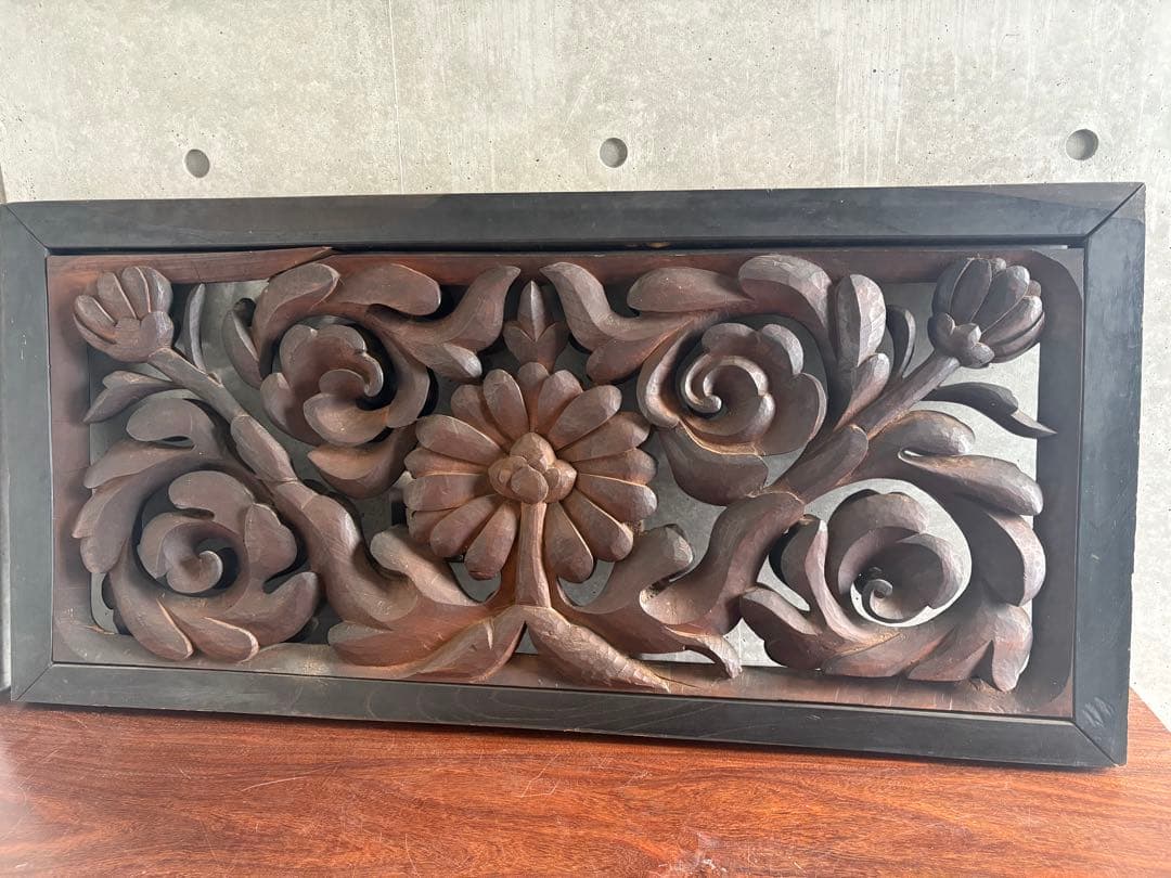 欄間　 らんま　檜？木彫り　各々１４ｋｇ弱　どっしり　アンティーク　菊　蓮？