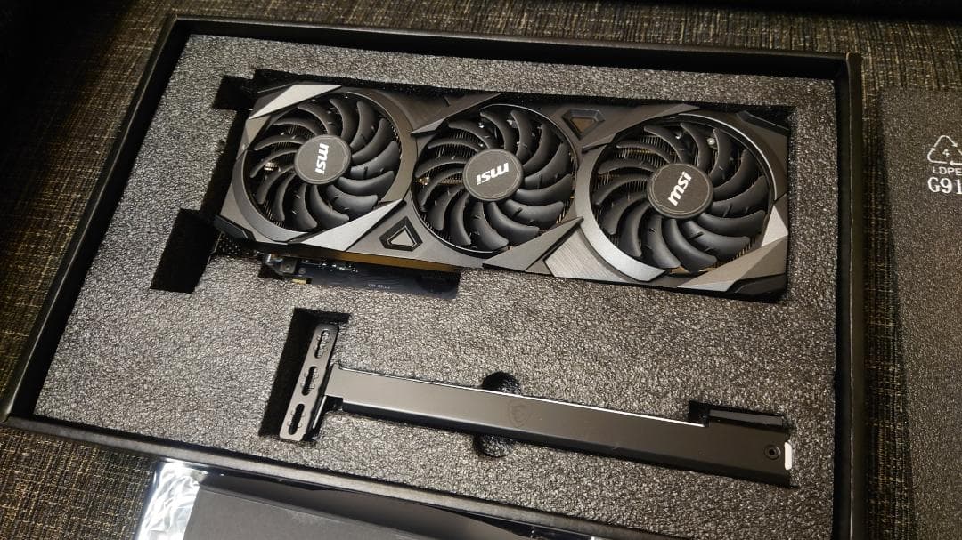 グラフィックボード・グラボ・ビデオカード MSI GeForce RTX 3080 VENTUS 3X PLUS 12G