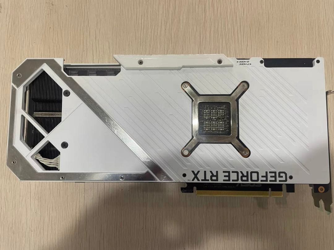 グラフィックボード・グラボ・ビデオカード ASUS GeForce RTX 3080 20GB ROG WHITE