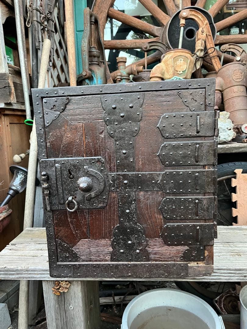 レトロ舟金庫、舟金庫、レトロ金庫、木製金庫、昭和レトロ金庫、舟箪笥