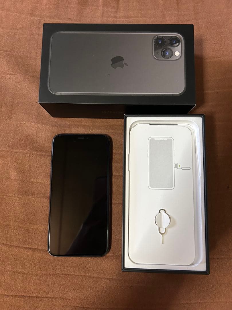 iPhone 11pro スペースグレー64GB SIMフリー