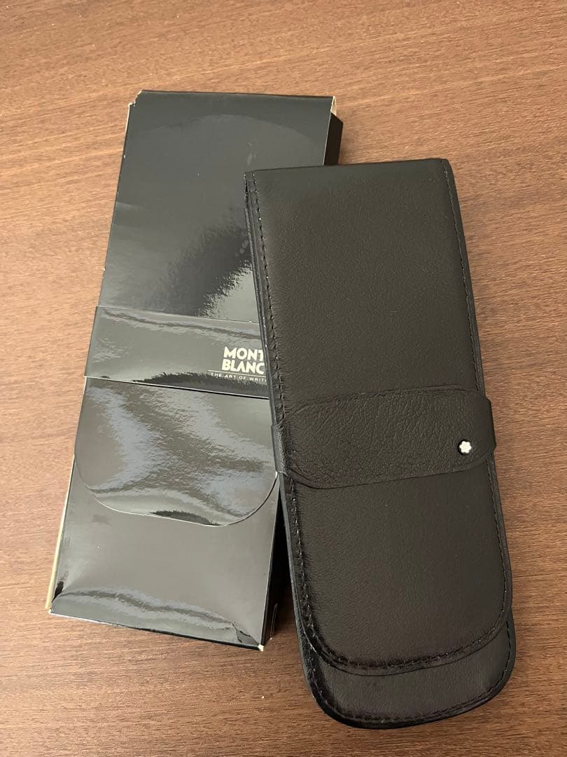 【新品未使用】Montblanc モンブラン 本革　筆箱　ペンケース　3本入り