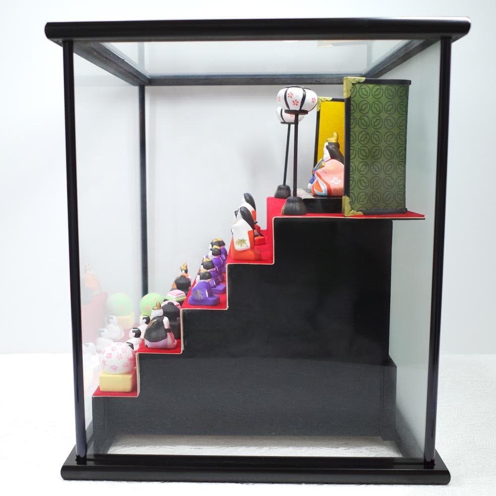 雛人形五段飾り十五人揃い（ガラスケースつき）