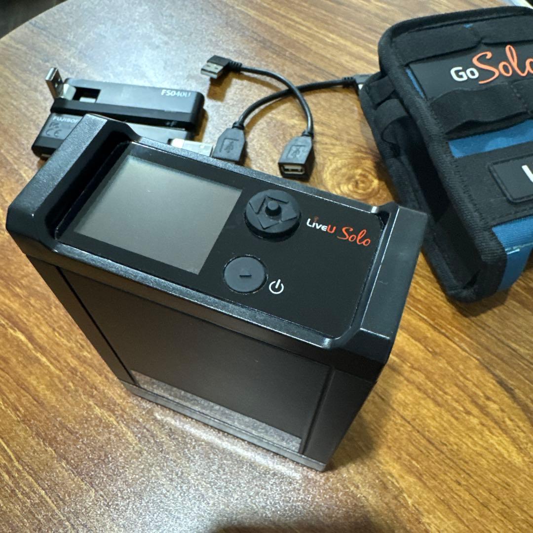 LiveU Solo＋FUJISOFT FS040U x2 モバイル配信セット