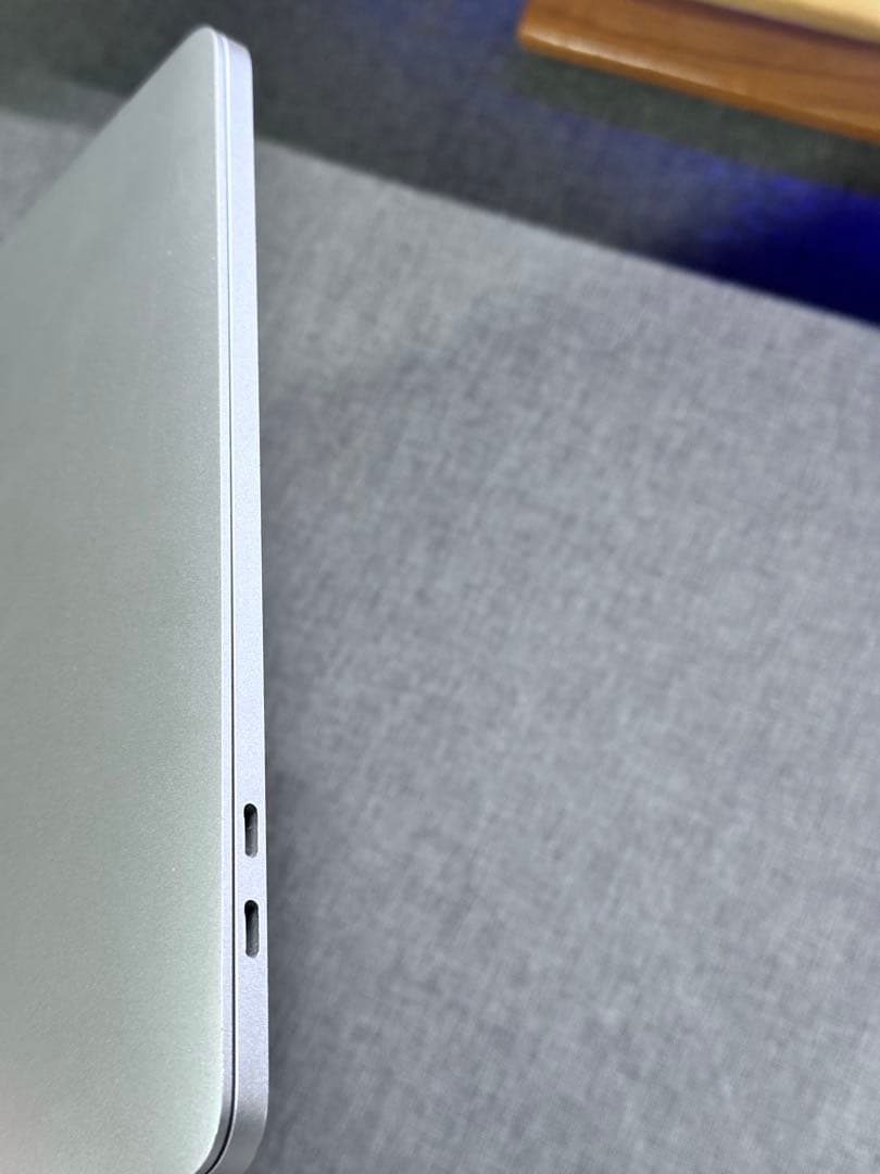 MacBook PRO 13インチ　i7-16-512GB office搭載