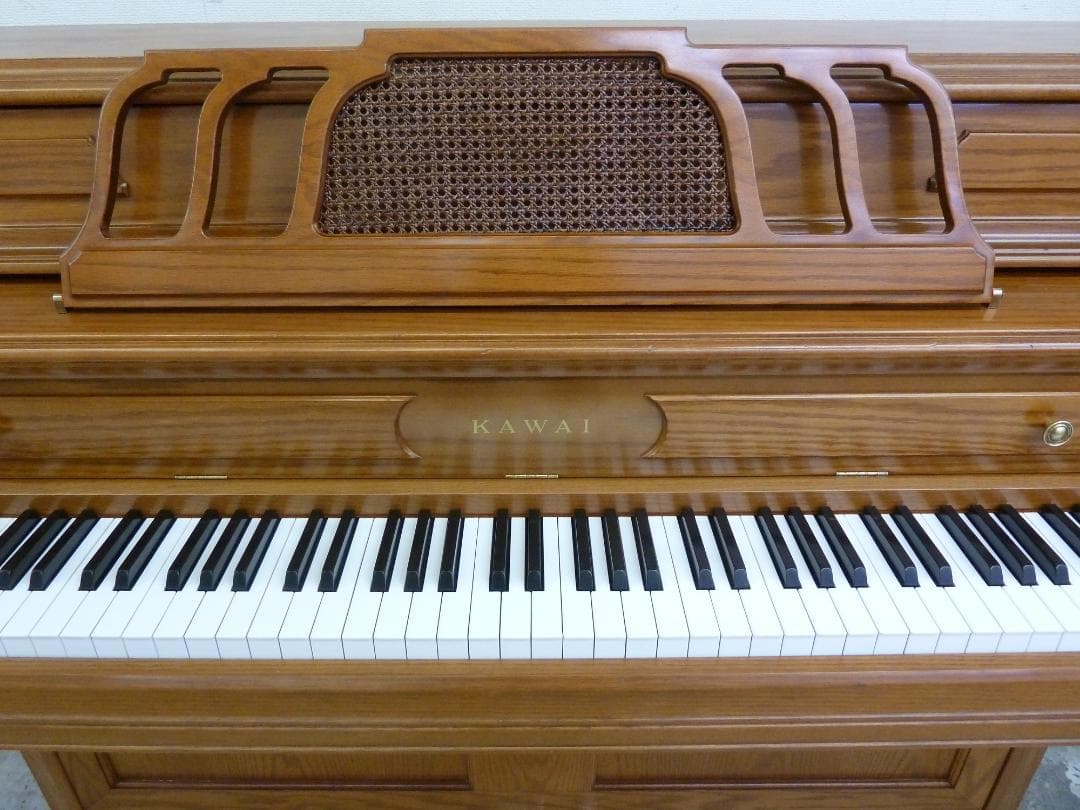 ★★★専門店整備済★カワイ★KAWAI★804M★人気の木目★コンパクトサイズ★