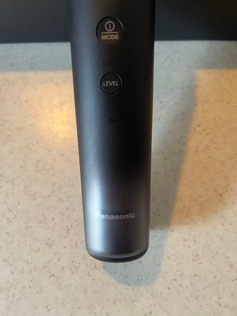 Panasonic VITALIFT 美顔器　EH-SR85-K