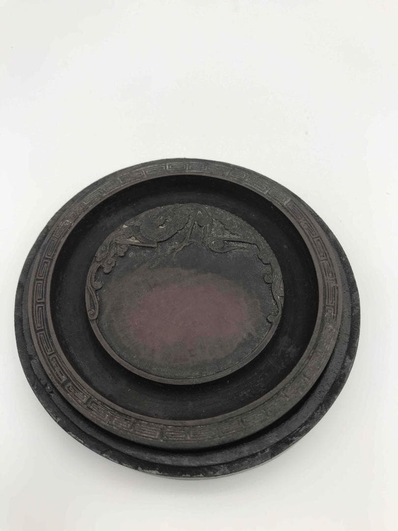 古端渓硯　円硯　清時代　龍紋彫り　石渠硯　唐木蓋台　極上品　初出し物(F-49)