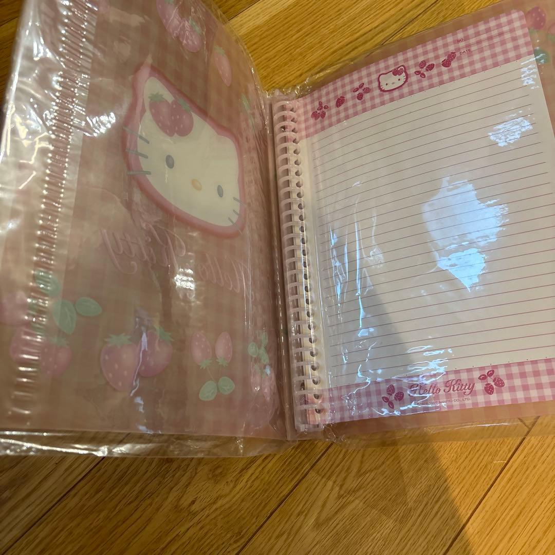 1999年　レア　Hello Kitty いちご柄リングノート セット