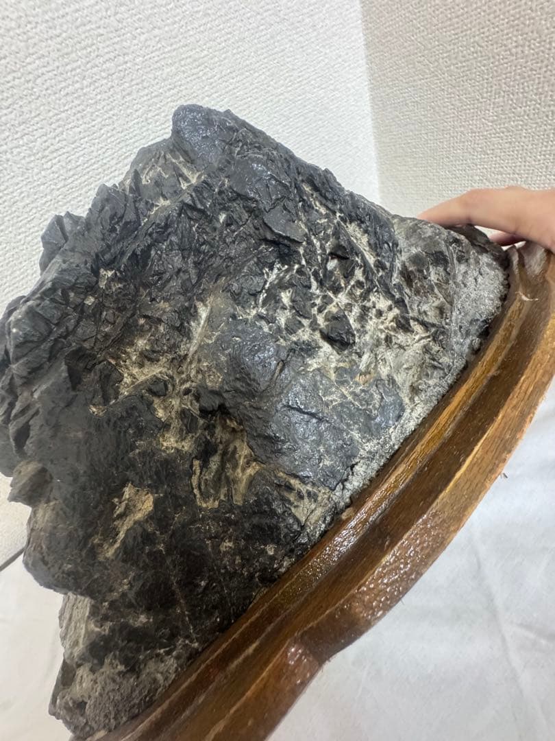 石製 山の形 置物 木製台座付き