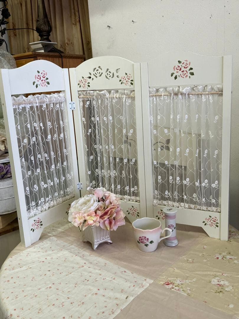 花薔薇のレースの卓上パーテーションミニ3連