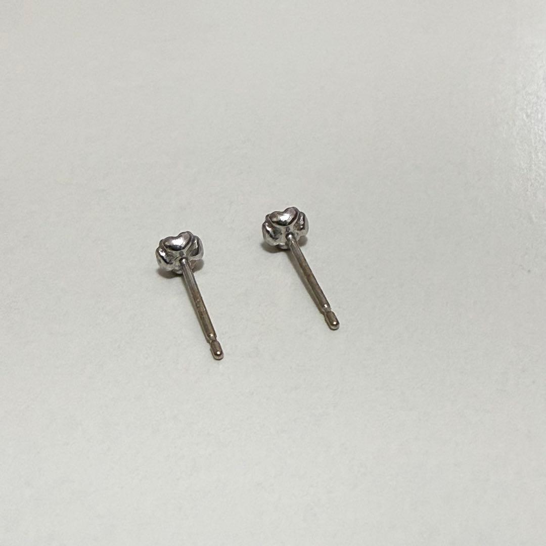 AHKAH 18Kホワイトゴールド ティアスタッドピアス