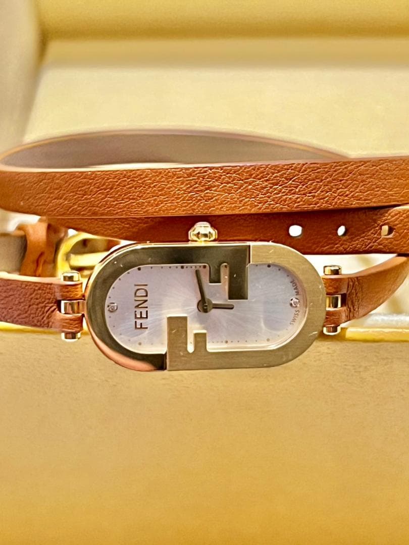 新品未使用 フェンディ FENDI オーロック 腕時計 ウォッチ ダイヤモンド