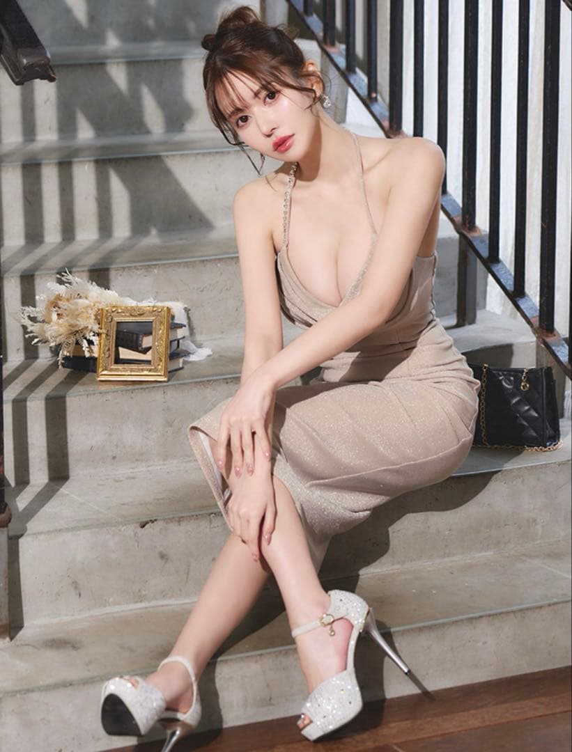 美品ジュエルズドレス