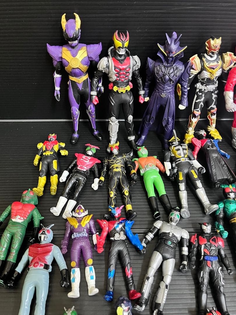 E413 仮面ライダーフィギュア　45体まとめ　フィギュアまとめ売り　ソフビ