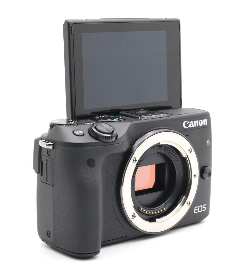 ■完動品 ほぼ新品 Canon EOS M3 ミレーレス一眼
