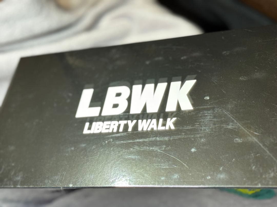 ミニカー LB-WORKS Aventador Limited Edition 1/18