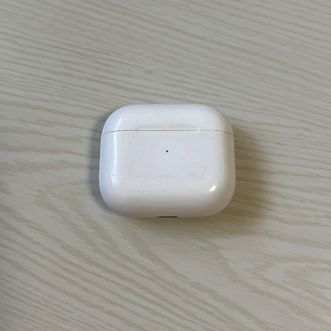 AirPodspro 充電ケース　備品箱なし