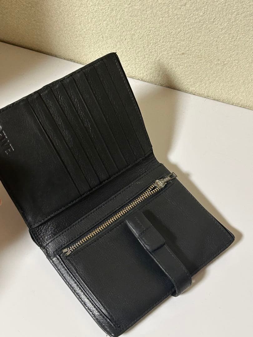 LOEWE ロエベ 2つ折り財布