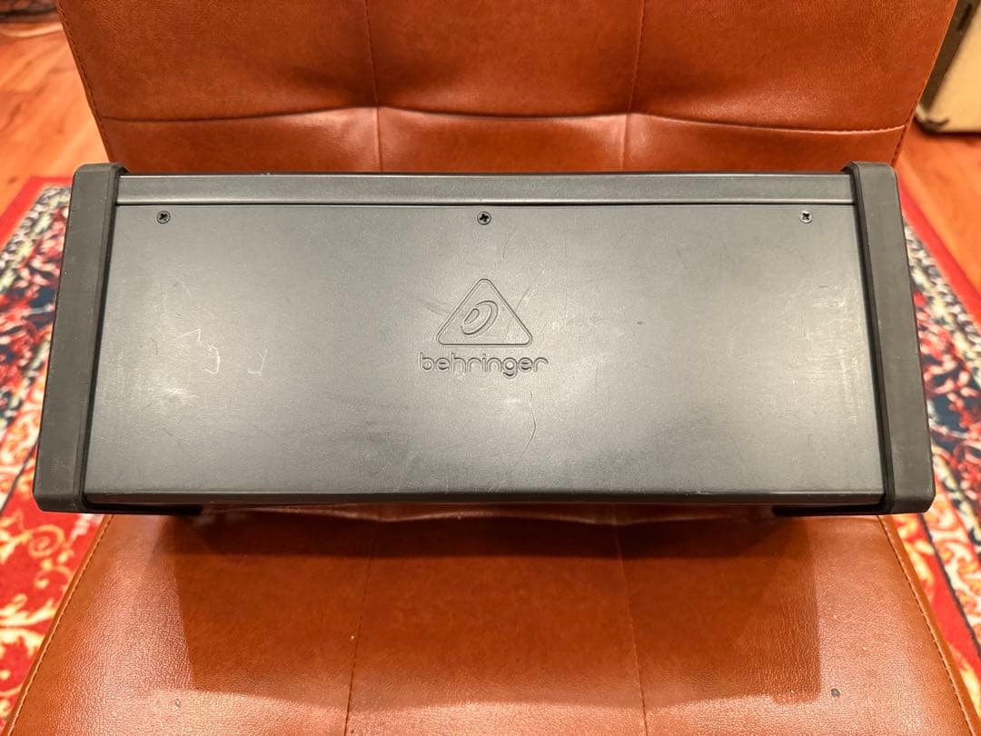 BEHRINGER XR18 デジタルミキサー