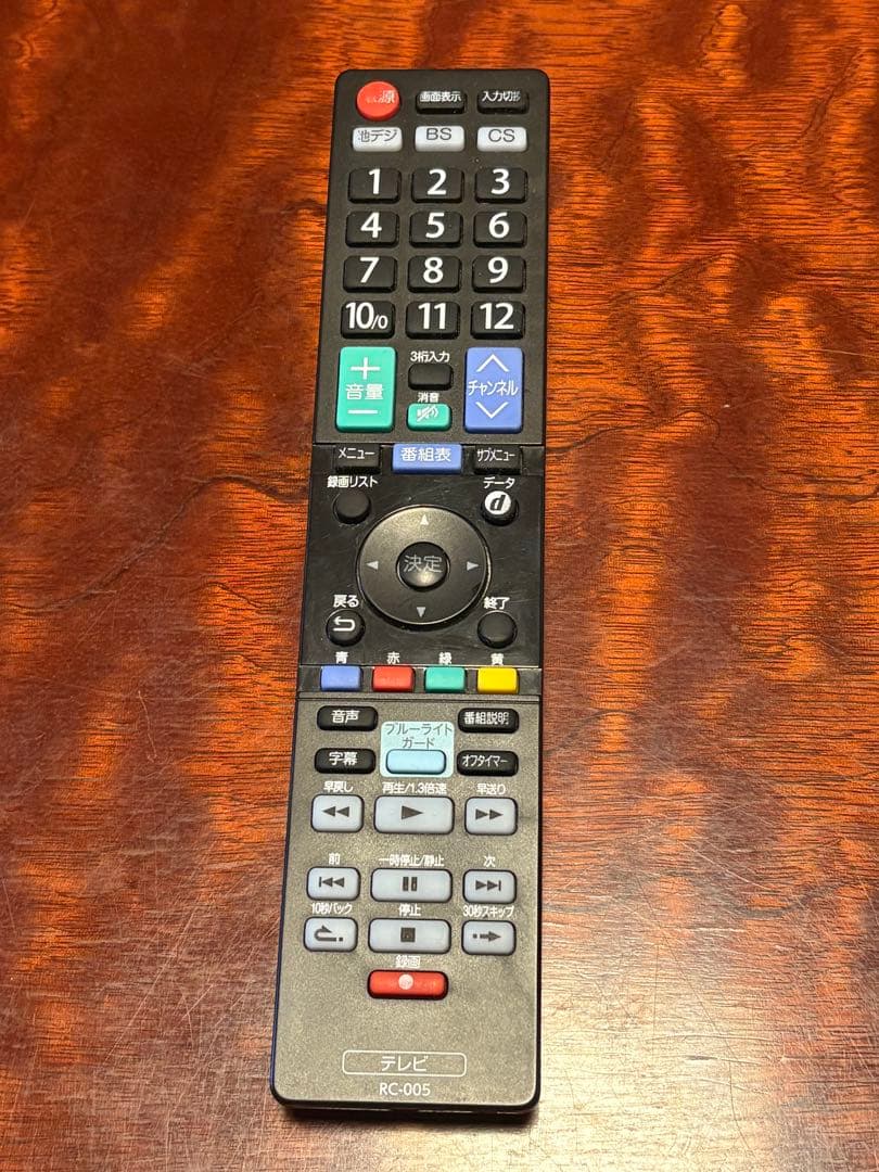 ドウシシャ　32型液晶テレビ