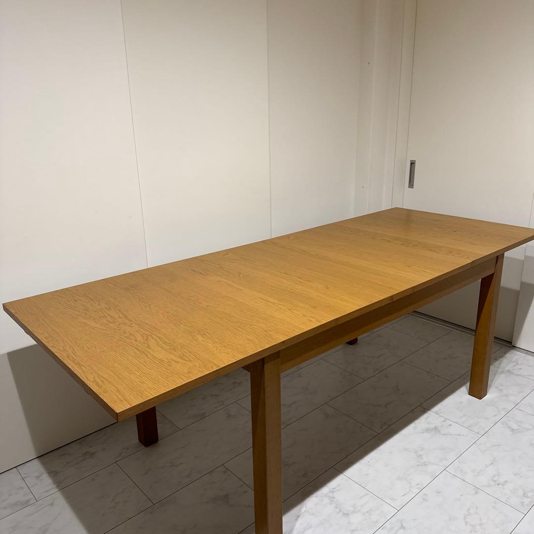 IKEA 伸長式ダイニングテーブル