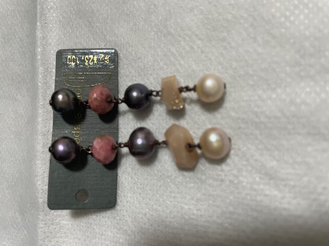 【希少新品】Donatellapellini /ドナテラ・ペリーニ　天然石ピアス