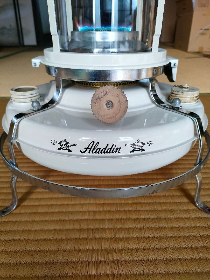 週末値下　アラジン　石油ストーブ　ガラスチムニー　昭和　レトロ