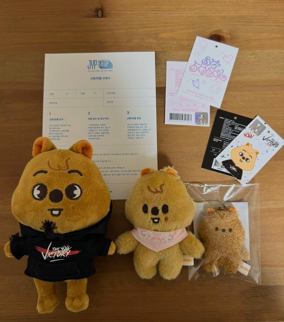 公式 straykids ハンクオッカ 10cm ぬいぐるみ マイクロキーリング