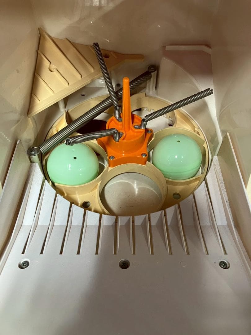 激レアスケルトンCFO-22A バンダイ製　カプセルステーション中古ガチャガチャ