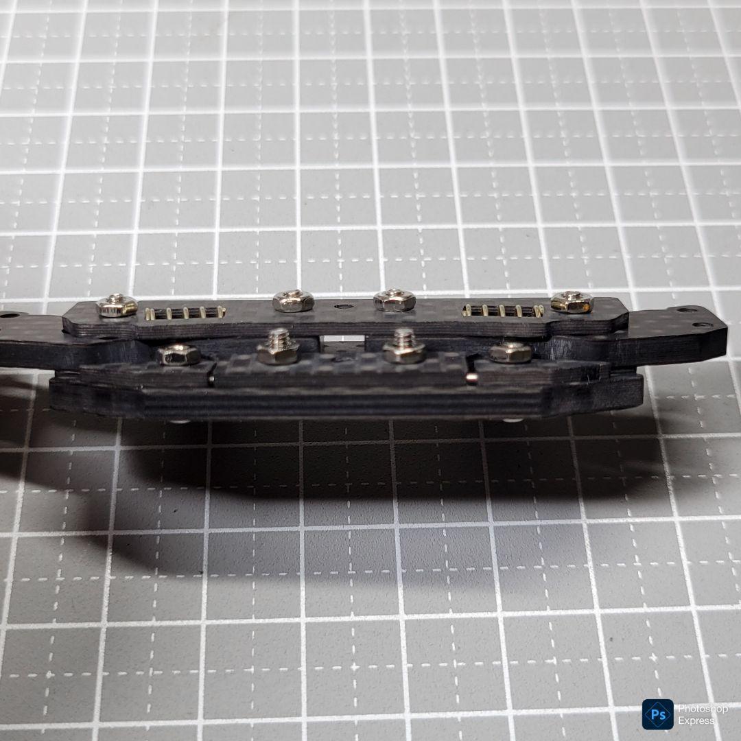 CNC立体加工 ヒンジ式AT機構 左右独立スラダン 純正カーボン プロトタイプ