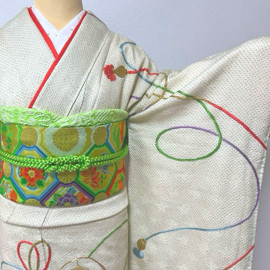 381 振袖フルセット 正絹 黄緑 グリーン 絞り 総刺繍 駒刺繍 レトロ